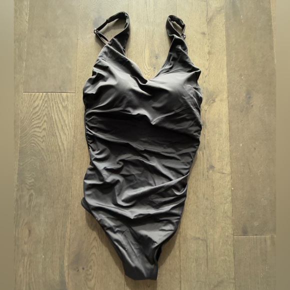 Embrace Your Curves by Miracle Brands Other - Embrace Your Curves by Miracle Brands Black One-Piece Georgia Swimsuit